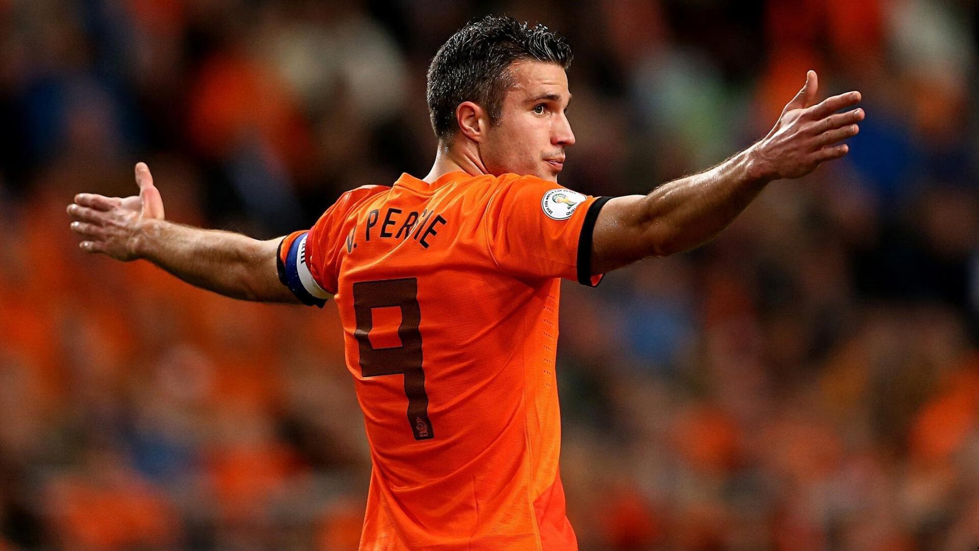 法媒曝曼联接触巴黎求购多纳鲁马 今夏门将重组计划浮出水面